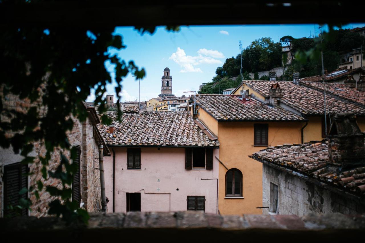 Umbrian Concierge - La Casa Dei Pellari Ξενοδοχείο Περούτζια Εξωτερικό φωτογραφία