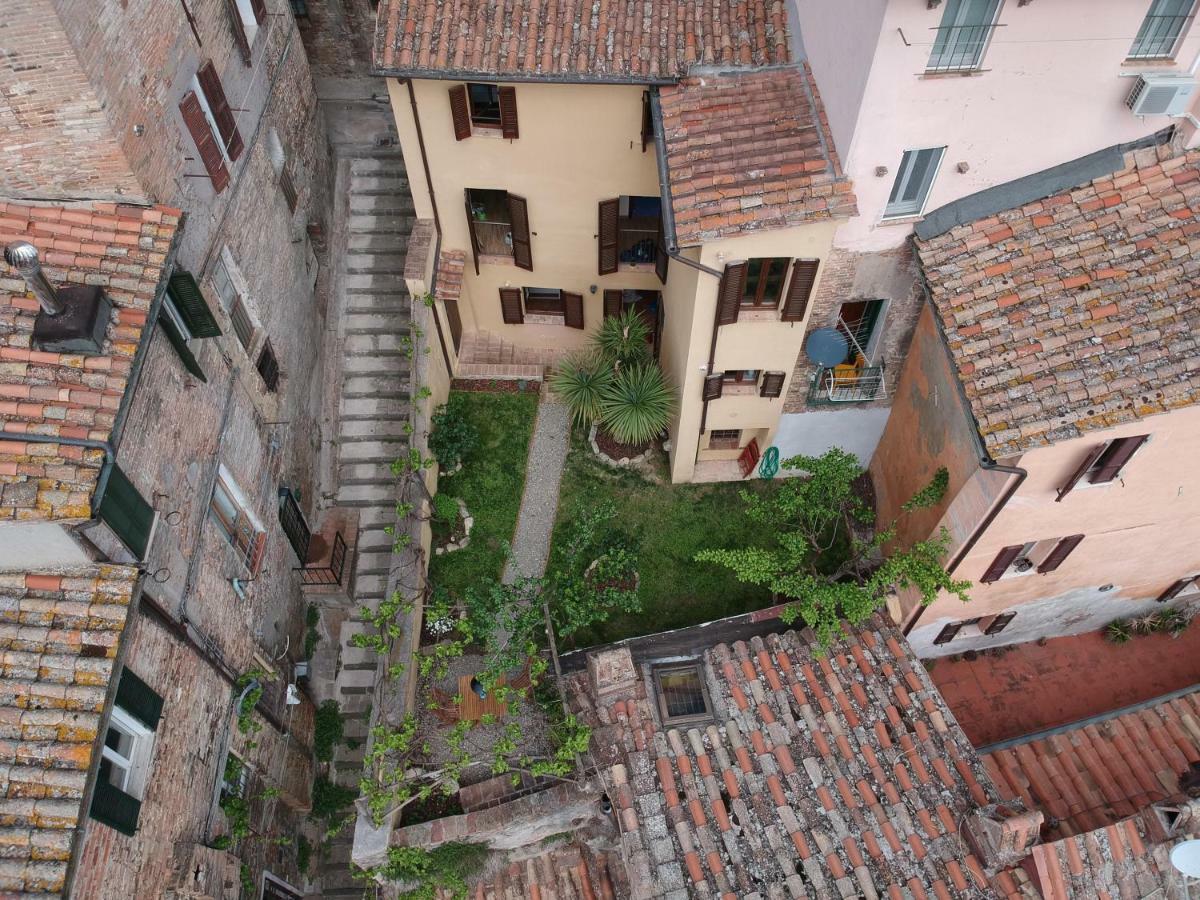 Umbrian Concierge - La Casa Dei Pellari Ξενοδοχείο Περούτζια Εξωτερικό φωτογραφία