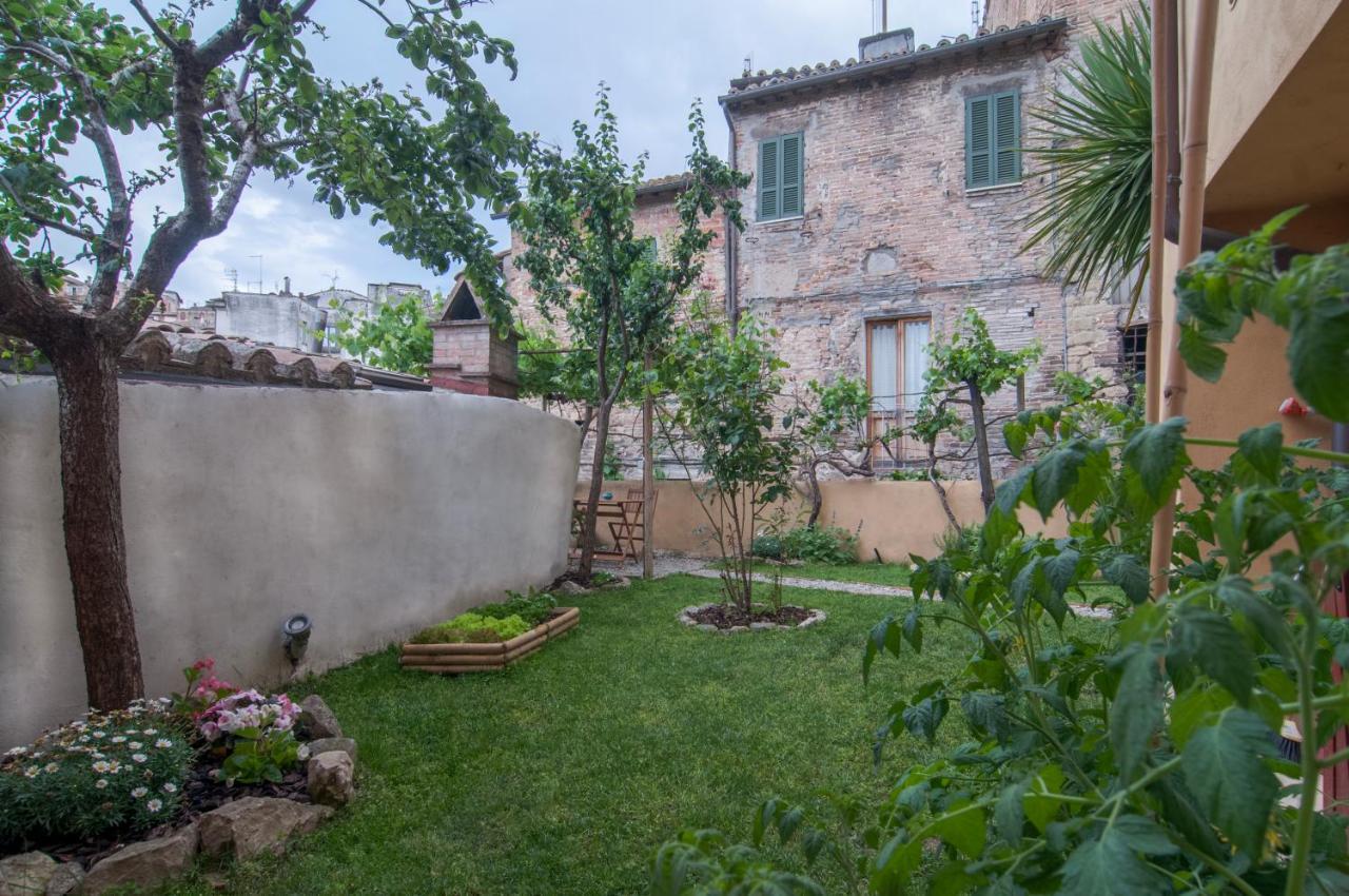 Umbrian Concierge - La Casa Dei Pellari Ξενοδοχείο Περούτζια Εξωτερικό φωτογραφία